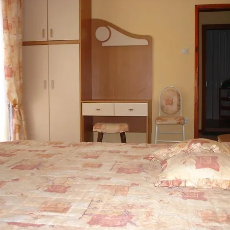 Family House Jivkovi * Sozopol
